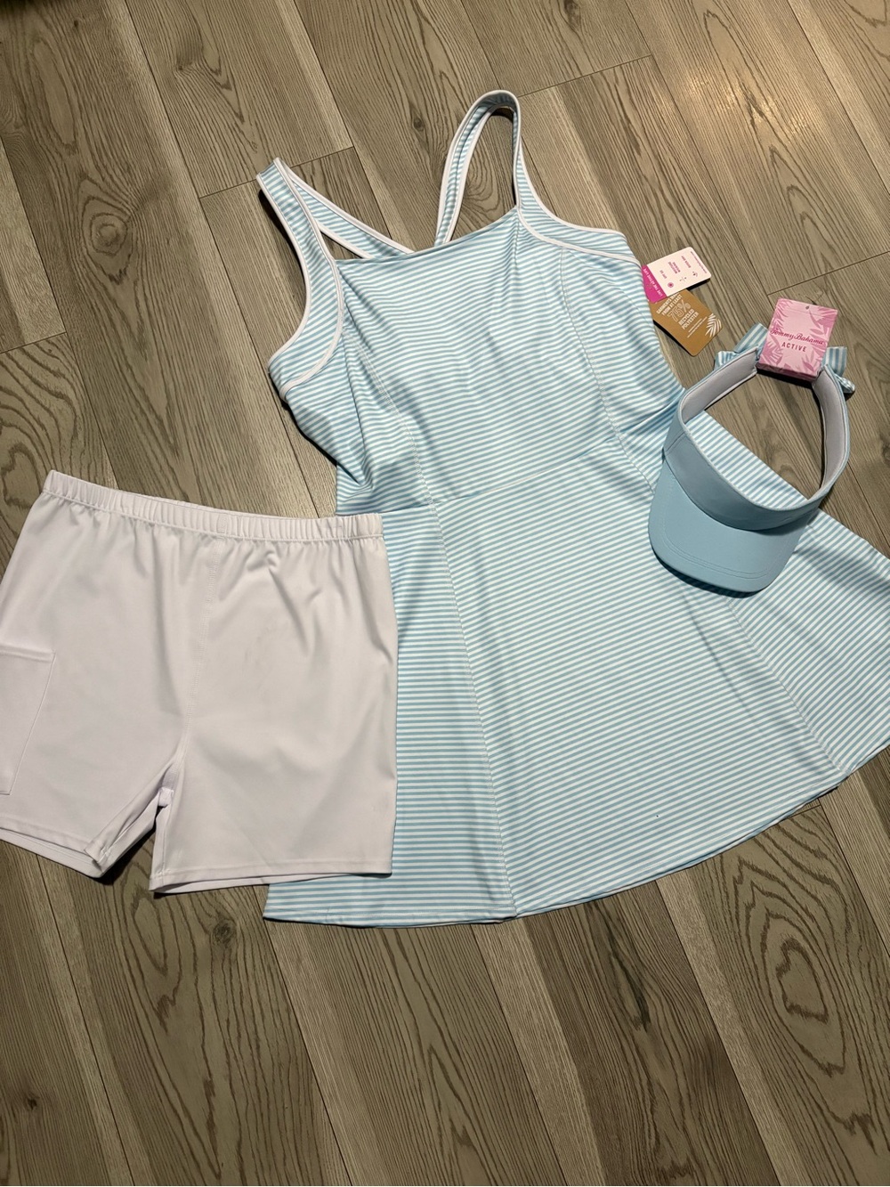Tommy Bahama Women’s Active Set Size Large NWT - Picture 1 of 9